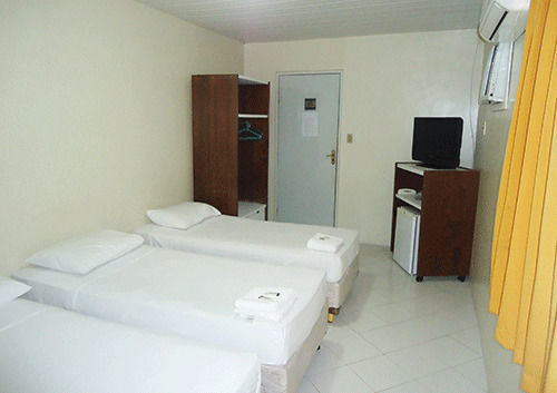 טרזינה Hotel Pio מראה חיצוני תמונה