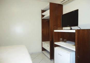 טרזינה Hotel Pio מראה חיצוני תמונה